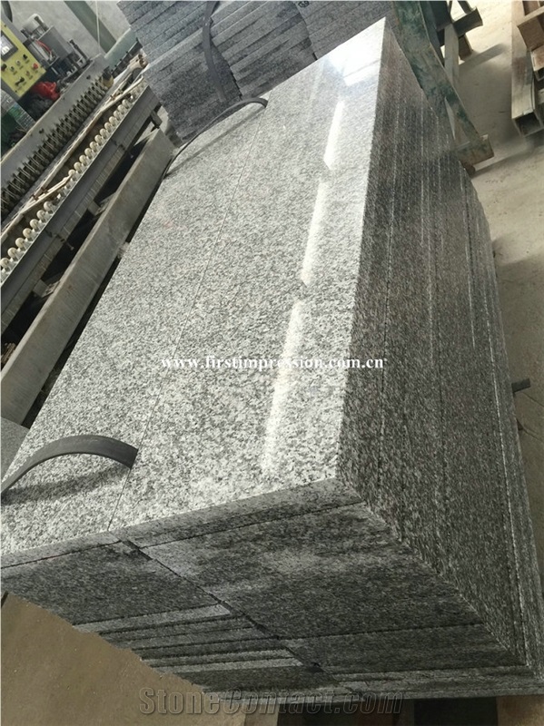 Best Price G603 Grey Granite/Sesame White Granite/Cheap Bianco Crystal Granite in Stairs Steps with Anti Slip/Beveled Long Edge/Treads and Risers/Natural Building Stone Interior