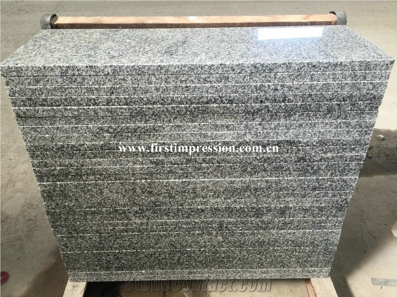 China G603 Grey Granite/Sesame White Granite/Cheap Bianco Crystal Granite in Stairs Steps with Anti Slip/Beveled Long Edge/Treads and Risers/Natural Building Stone Interior