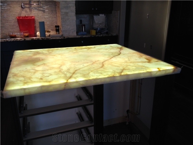 Solid Surface Rain Forest Green Artificial Onyx Table Top Interior Glass Translucent Backlit Onyx Stone Square Table Set