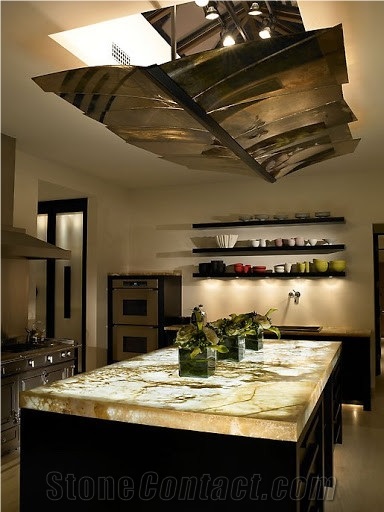 Solid Surface Rain Forest Green Artificial Onyx Table Top Interior Glass Translucent Backlit Onyx Stone Square Table Set