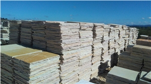 Yellow Quartzite Sao Tome - Handcut