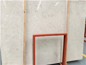 Ultraman Beige,Cream Ultraman,Imported Natural Marble Slab,Good Quality,Good Price,Be Used for Wall and Floor Covering,High End Interior Decoration,Can Be Processed Into Honed,Polished,Swan Cutt