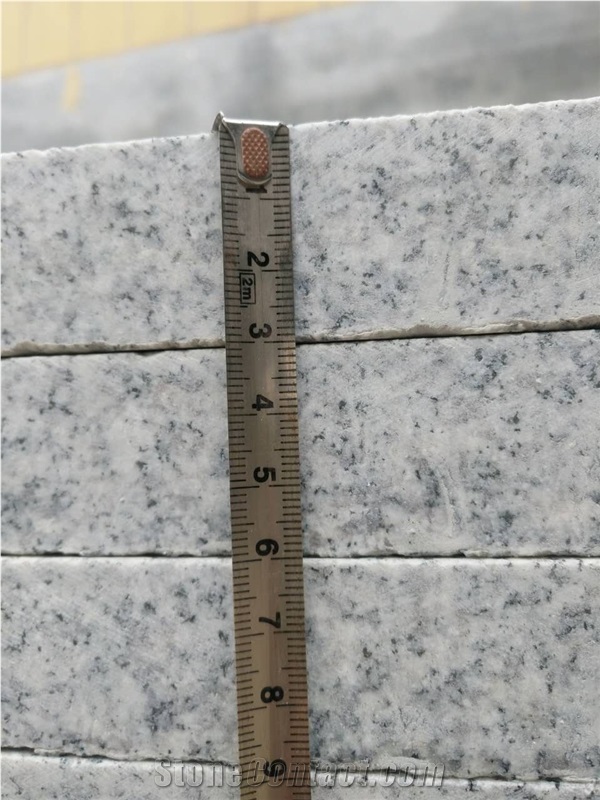 China Light Grey Granite Stairs G603 Granite Gangsaw Stairs