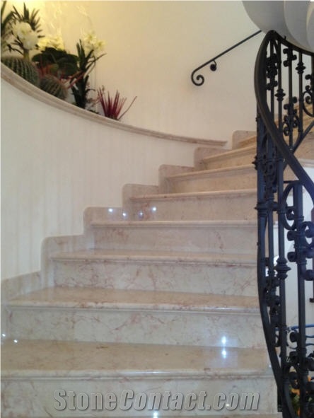 Carrara Grigio Curva Marble Staircase