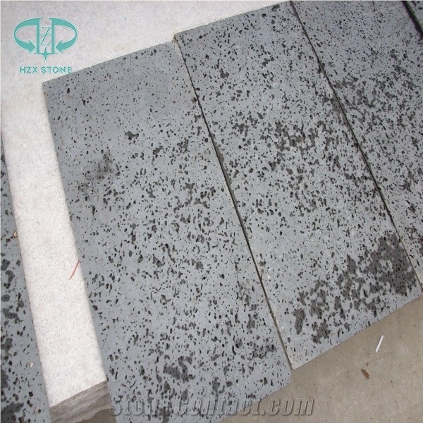 Hainan Lava Stone Tiles, Lava Stone Paver,Big Holes Volcanic Basalt Paving Tiles,Saw Cut Lava Stone Tile for Garden Pavement Volcanic Rock Pavement