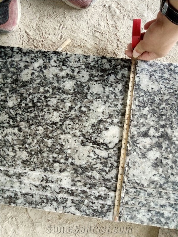 Polished Spray White Granite Steps/Seawave White Granite Stair/White Wave Granite Stair Riser&Stair Treads/G 377 Granite Steps &Staircase/Sea Wave Flower Of Mengyin Granite Steps/Breaking Waves Stair