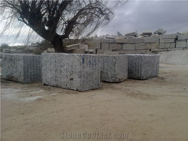 Gris Perla Salto Granite Blocks