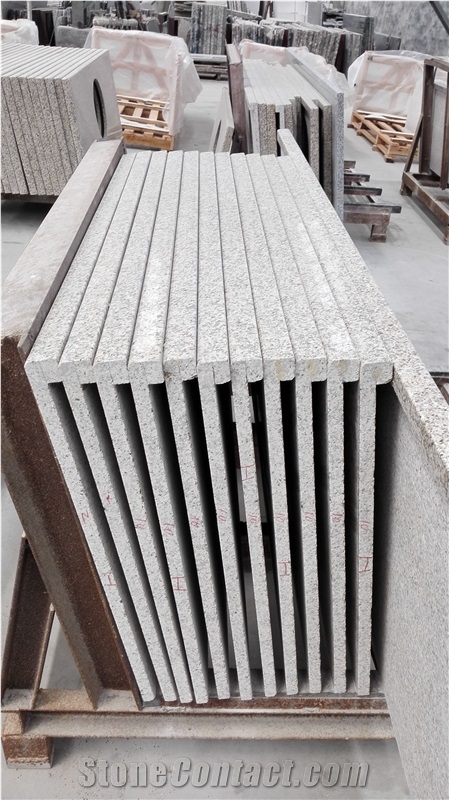 Own Factory Cheapest Price China New G682, G350, Rusty Yellow, Sunset Gold, Desert Gold, Natural Stone Granite Kitchen Countertop, Island Tops, Desk Worktops