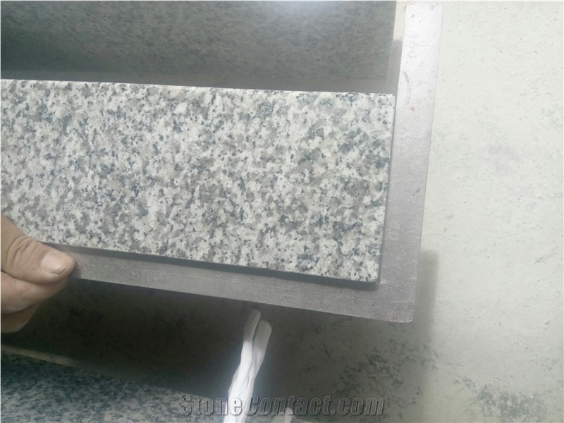 G623 Granite Frame/China White Granite Kitchen Counter Top/ White Granite Kitchen Worktops/Hazel White Granite Kitchen Bar Top/Rice Grain White Granite Kitchen Desk Top/Kitchen Island Top