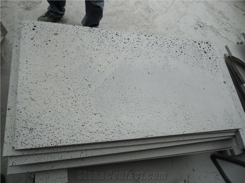 Lava Stone Paver / China Big Holes Volcanic Basalt Paving Tiles,Saw Cut Lava Stone Tile for Garden Pavement, Volcanic Rock Pavement