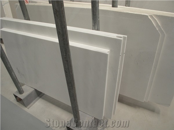 Good Quality Luxury Macedonia Sivec White Marble Slab & Tile with Polish Hone Antique Surface for Flooring Covering Wall Cladding Countertop Bathroom Step Mosaic for Interior Decoration