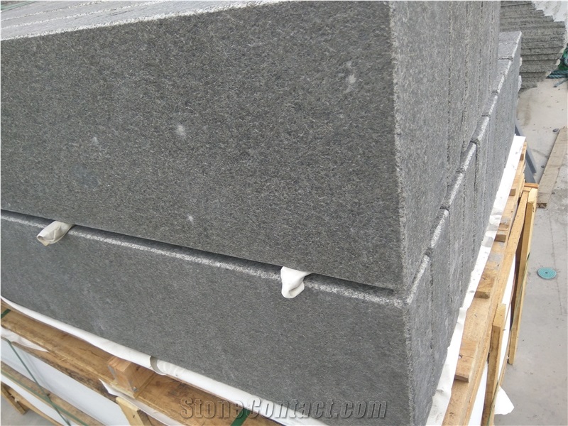 New G684 Black Granite Pillars Palisades