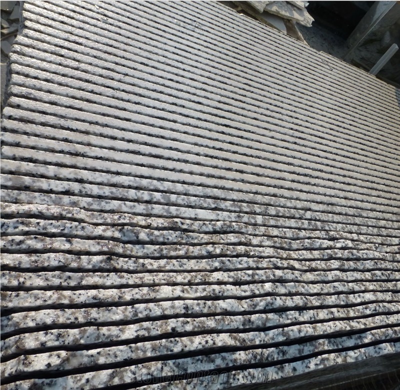 Natural Stone Granite G439 Slabs for Tiles/Countertops/Wall Tiles