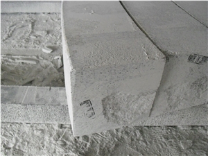 China Cheap Popular G603 Grey Granite Flamed Bevel Edge Kerbstones, Chamfered 5*5cm Curbstones, Granite Road Side Stone, Garden Paving Decoration, Natural Building Stone Curbs, Kerbs Project