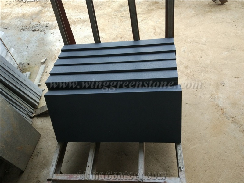 China Black Basalt Pool Coping,Pool Rebate Tiles, Capping Tiles,Honed L Shape Tiles,Honed Black Paving