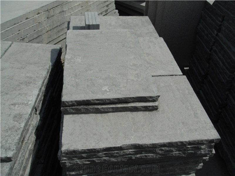 Bluestone Step Treads Top Acid Washed and Brushed Split Edges