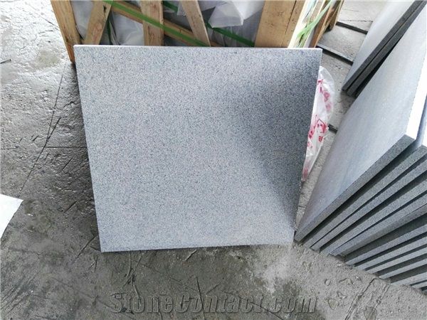 G654 Finegrain Grey Granite Sesame Grey Granite Bianco Crystal Grey Granite Paving Tile Polished Honed Sandblasted Flamend and Brushed Antique Tile Paver for Flooring Tile Terrace Paver Dropface Pool
