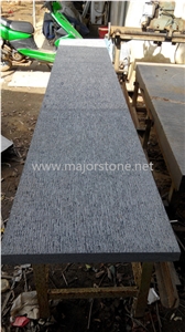 Chiseled / Curb Stone / Dark Basalt / Blue Stone / Cheap Stone / Natural Stone Chiseled / Curb Stone / Dark Basalt / Blue Stone / Cheap Stone / Natural Stone