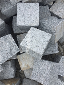 G359 Light Grey Sesame White Diamond White Granite Paving Cube