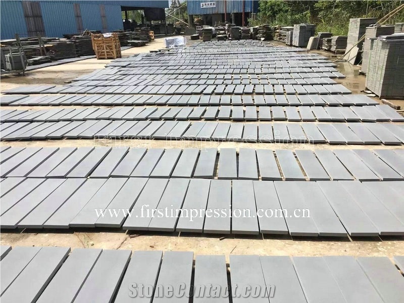 Popular China Grey Basalt Stone/Gray Basalt Tiles/Basalto/Grey Basalt/Andesite/Lava Stone/Walling/Flooring/Cladding Slab
