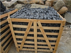 China Zhangpu Black Basalt Cobble Stone All Size Natural Spilt Paving Sets Cube Stone Paver Walkway Paver /Driveway Paving Stone/Garden Stepping Pavements/Exterior Pattern