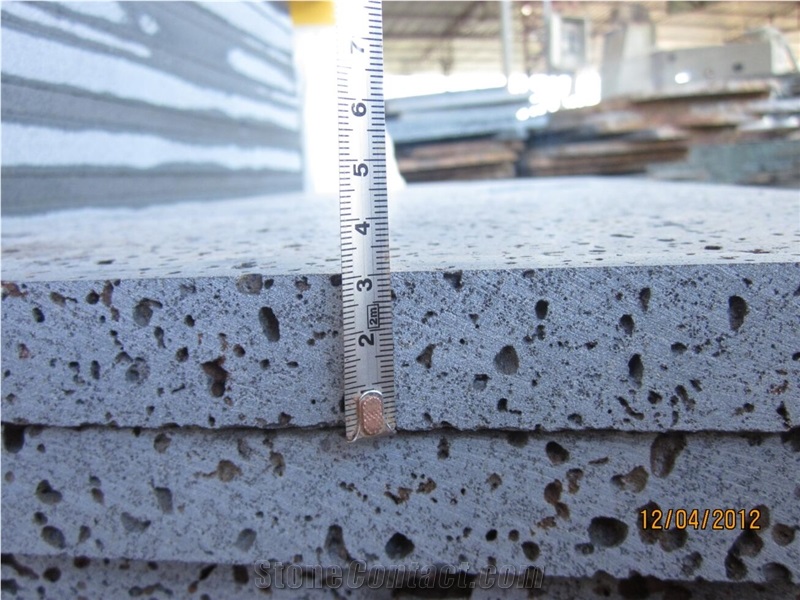 China Hainan Black Basalt Tile and Slab,Wall Cladding,A Grade Natural Stone,Own Factory and Quarry Owner with Ce Certificate,Big Gang Saw Slab in Large Stock and Cheap Price,Stone Floor