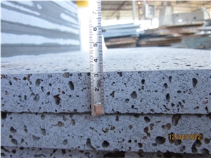 China Hainan Black Basalt Tile and Slab,Wall Cladding,A Grade Natural Stone,Own Factory and Quarry Owner with Ce Certificate,Big Gang Saw Slab in Large Stock and Cheap Price,Stone Floor