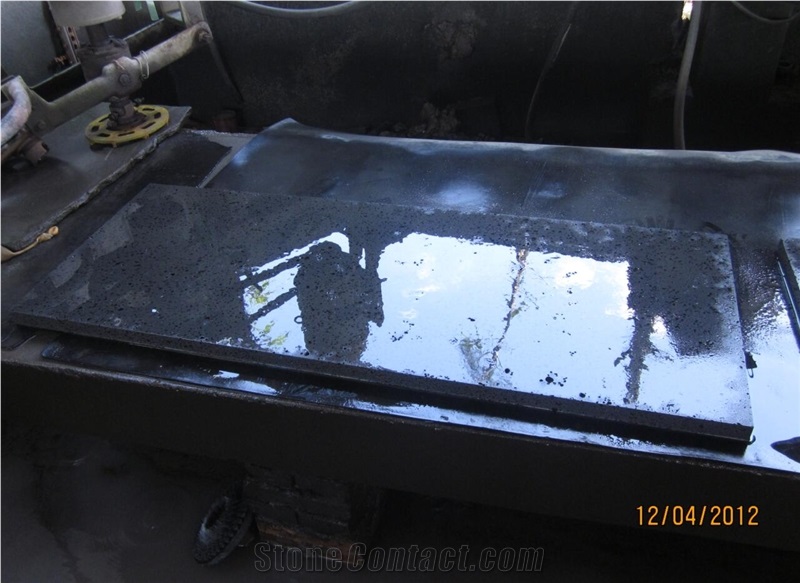 China Hainan Black Basalt Tile and Slab,Wall Cladding,A Grade Natural Stone,Own Factory and Quarry Owner with Ce Certificate,Big Gang Saw Slab in Large Stock and Cheap Price,Stone Floor