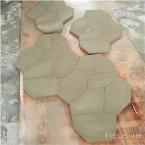Beige Sandstone Broken Stone Irregular Flagstones Stone for Floor and Walls