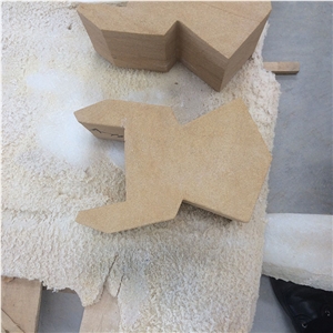Yellow Wood Sandstone Sculpture Stone Quoin for Building