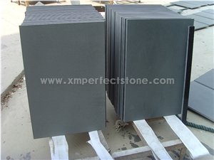 Cheap Basalt Grey Andesite Flooring Tiles 600x600 600x300 /Basalt Factory Volcanic Stone / Basalt Tiles Flamed Brushed / Basalt Rock for Sale China Quarry Stone
