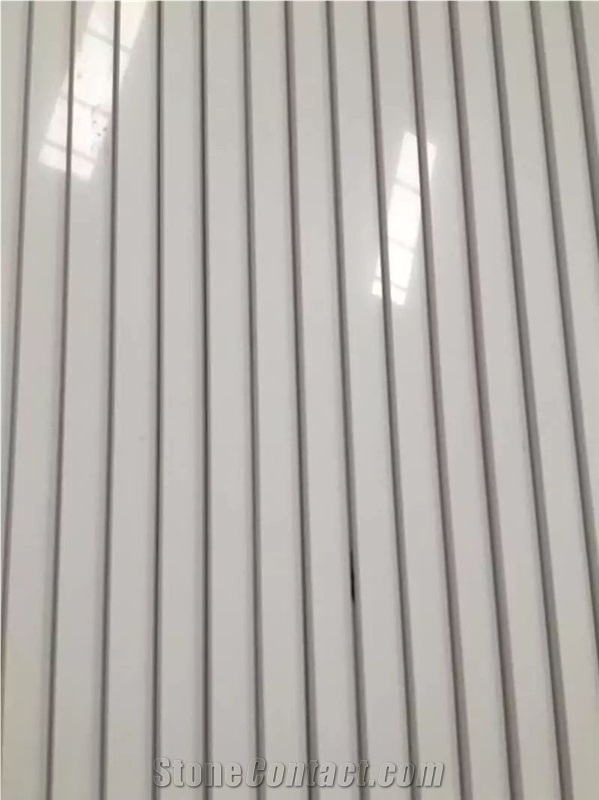 Calacatta White Marble Look Quartz Stone Solid Surfaces Polished Slabs Tiles Engineered Stone Artificial Stone Slabs for Hotel Kitchen,Bathroom Backsplash Walling Panel Customized Edge