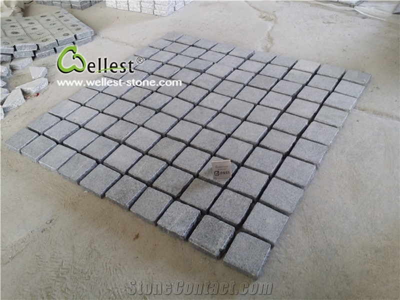 Dark Grey Granite Flamed on Top, Four Sides Natural Driveway Paving Stone