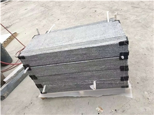 G302 Santiago Nero Block Steps Taifun Grey Flamed