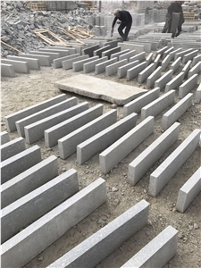 G375 Granite Flamed Palisade