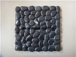 Black Ordinary Polished Flat Pebble Mosaic in Mesh/Natural River Stone Mosaic Wall Tiles/Black Pebble Floor Tiles/Interior Decoration Black Ordinary Polished Flat Pebble Mosaic in Mesh/Natural River Stone Mosaic Wall Tiles/Black Pebble Floor Tiles/Interior Decoration