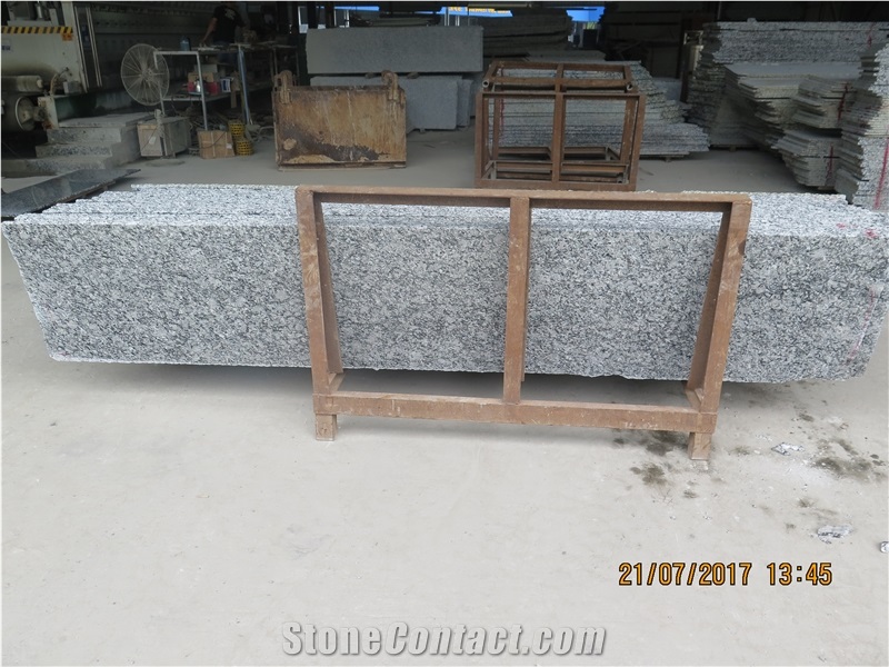 China Cheap Granite White Oyster White Wave Oyster Pearl Granite Spray White Sea Wave G423 Granite Polished Flamed Tile Slab