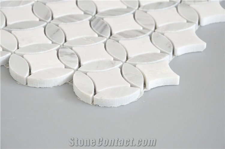Italy Bianco Carrara White and Thassos White Football Shaped Marble Mosaic Pattern Tile