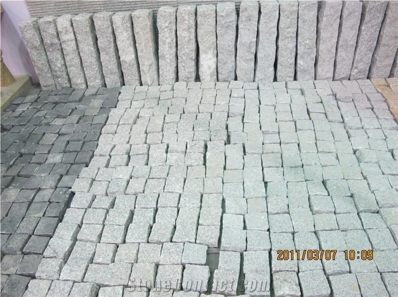 G682 China Yellow Flamed Granite Paving,Cube Stone Paving Sets,Floor Covering,Garden Stepping Pavements,Walkway Pavers,Courtyard Road Pavers,Exterior