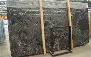 India Dark Green Granite Slabs Cut Into Floor Tiles