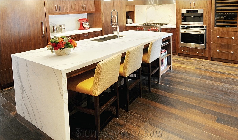 Calacatta Carrara Marble Kitchen Countertops