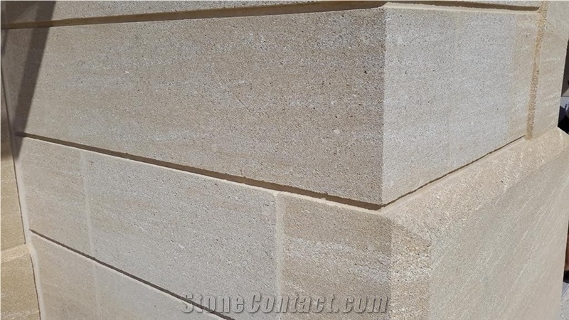 Solid Stone Wall Of Pont Du Gard - Pierre Du Gard