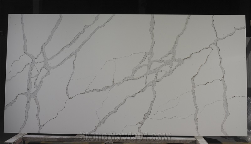Calacatta Quartz Stone Slabs & Tiles