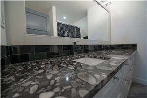 Black Marinace Granite Master Bathroom Top