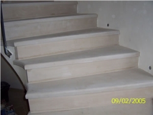 Limestone Honed Filled Steps, Risers