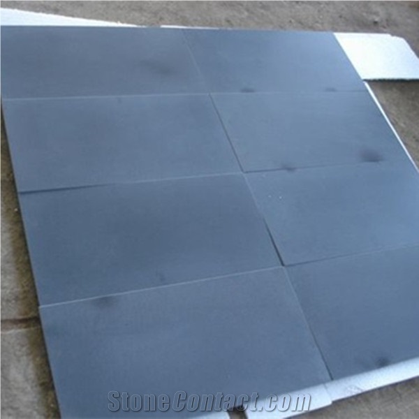 China Black Basalt Quarry Owner Flamed Black Basalt Floor for Outdoor