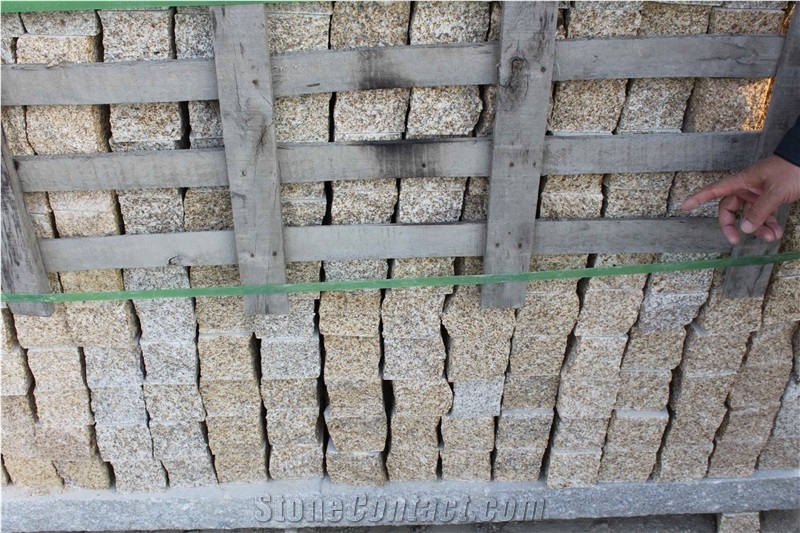 G682/G350 Yellow Gold Sesame Granite Cobble Stones for Driving Way, Competitive Prices