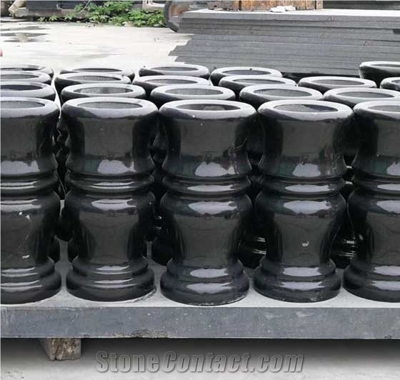 Black Granite Vase for Tombstone