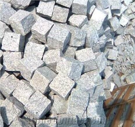 China Cheap Sandstone Customized Cubestone