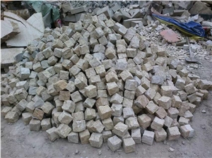 China Cheap Sandstone Customized Cubestone